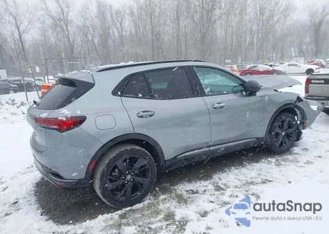 2023 Buick Envision Essence Awd z USA, uszkodzony, nr VIN LRBFZPR41PD165040